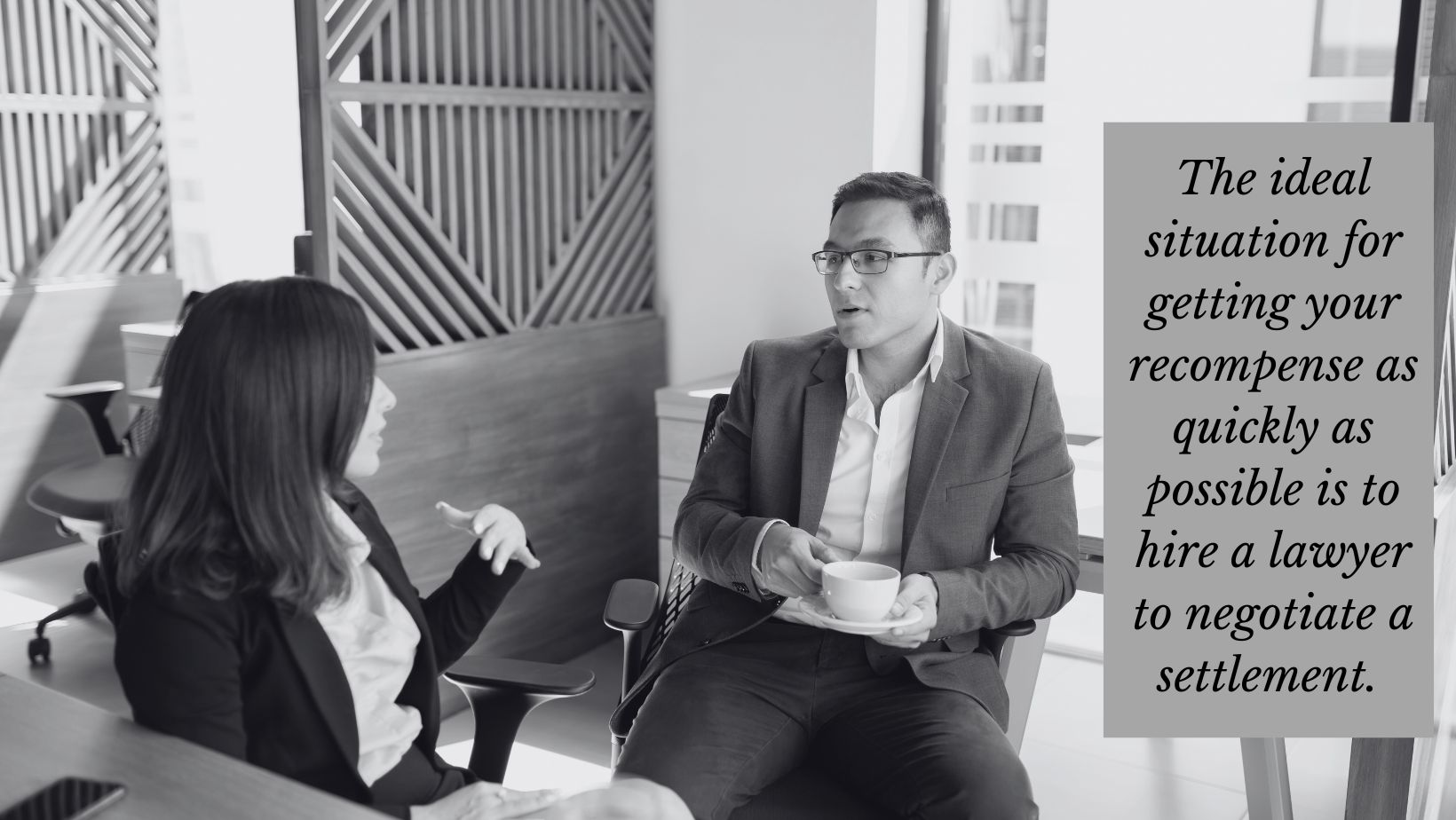 reunión con abogado tras accidente de camión